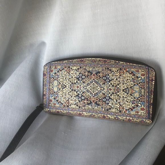 Patterned wallet - Picture 1 of 4